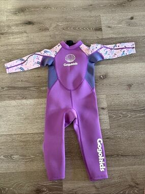 Kids Gogo Kids Purple and Pink Wetsuit, size 3T